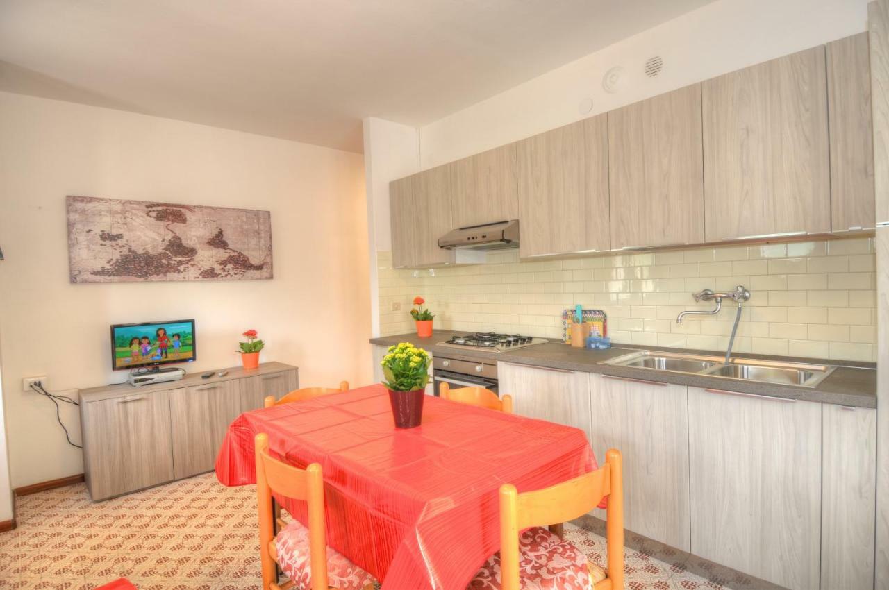 Residence Villa Laura Lignano Sabbiadoro Buitenkant foto